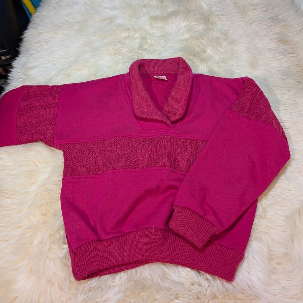 Vintage Lady Foot Locker Pink Knit Sweater Size M